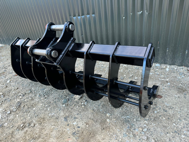 EXCAVATOR ROOT RAKES
