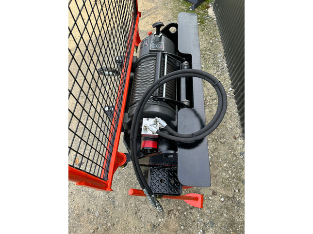 HYDRAULIC WINCHES
