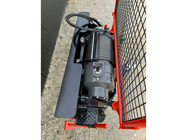 HYDRAULIC WINCHES