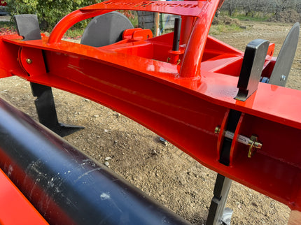 SUBSOILER AERATOR RIPPERS -  Tractor, for Vine Yards and Orchards