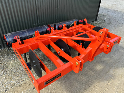 SUBSOILER AERATOR RIPPERS with swing arm roller - Tractor