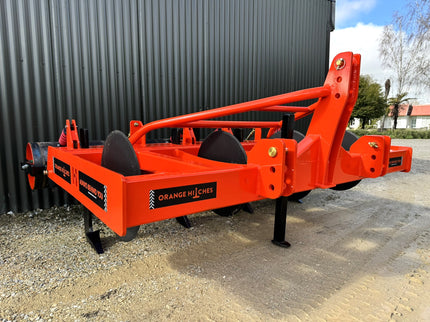 SUBSOILER AERATOR RIPPERS with swing arm roller - Tractor