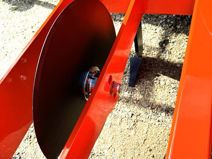 SUBSOILER AERATOR RIPPERS with swing arm roller - Tractor