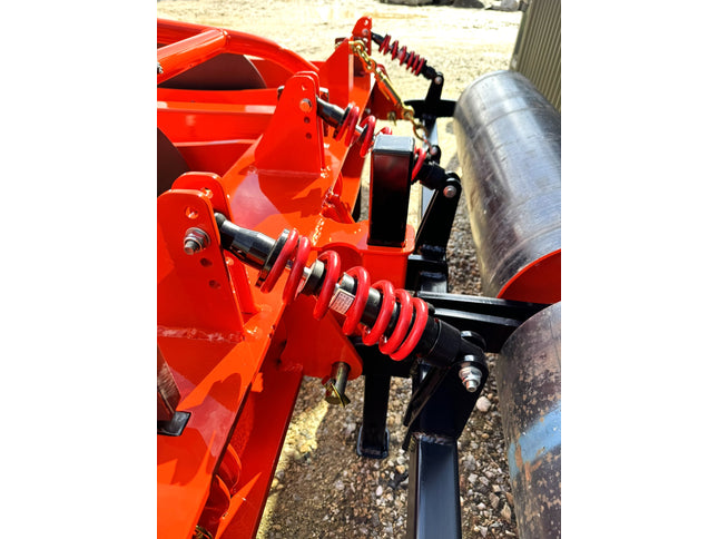 SUBSOILER AERATOR RIPPERS with swing arm roller - Tractor