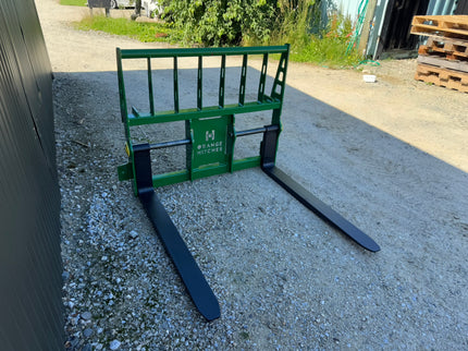 PALLET FORKS - Roll pin Type - Tractors 20-60hp